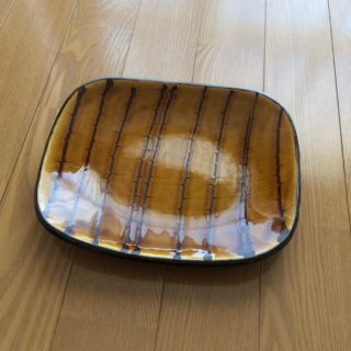 作家作品 角皿(食器)