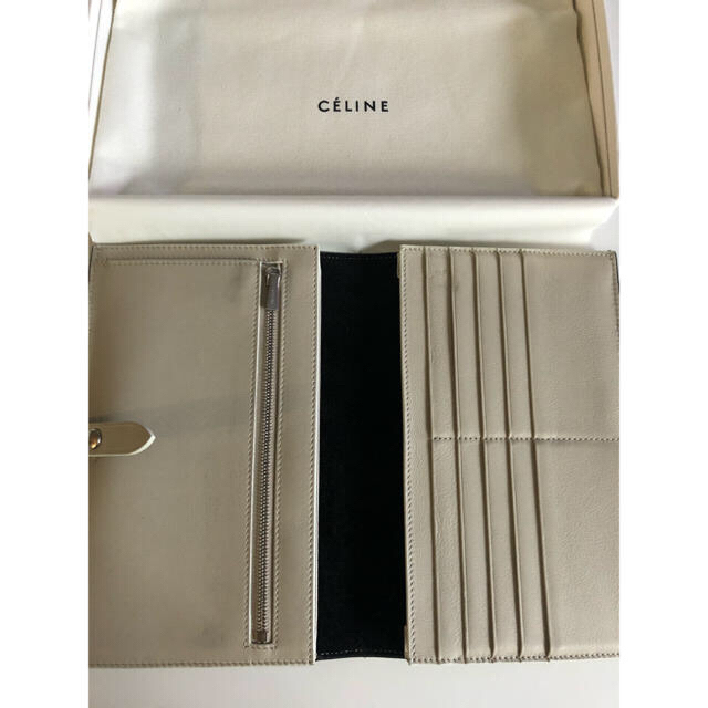 celine(セリーヌ)の【新年SALE】CELINE STRAP Large  レディースのファッション小物(財布)の商品写真