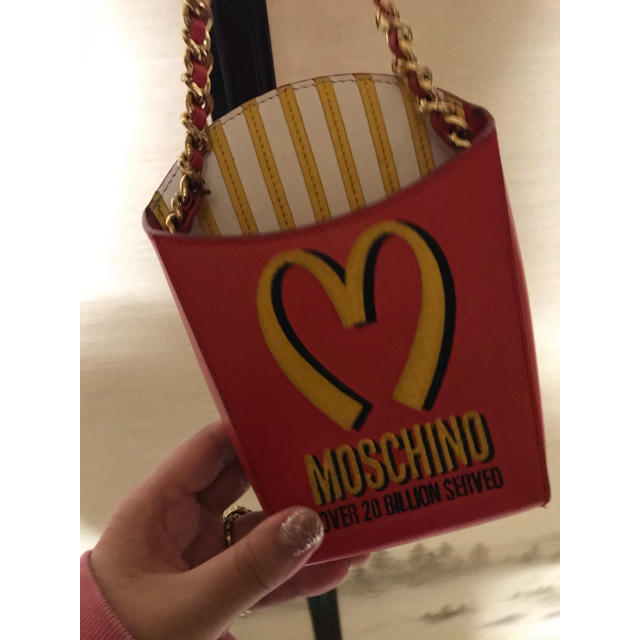 MOSCHINO(モスキーノ)のモスキーノ MOSCHINO フレンチフライ バッグ マクドナルド レディースのバッグ(ショルダーバッグ)の商品写真