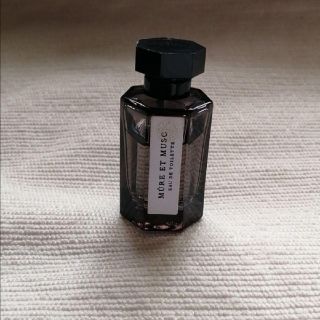 ラルチザンパフューム(L'Artisan Parfumeur)のラルチザンパフューム ミュールエムスク オードトワレ 5ml(香水(女性用))