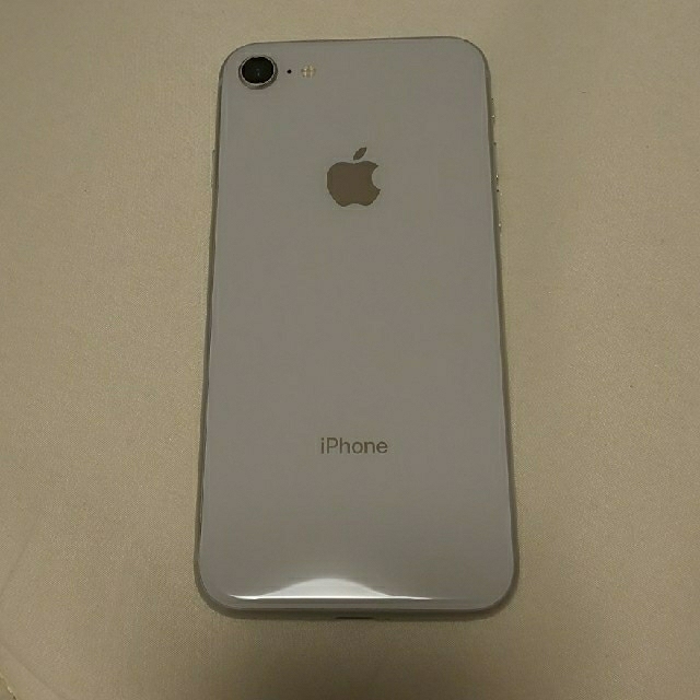iPhone8 超美品 SIMロック解除済 シルバー 64G iPhone8 超美品 SIMロック解除済 シルバー 64G