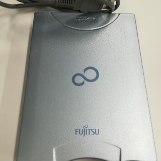 フジツウ(富士通)のフロッピーディスクドライブ USB 外付け(PC周辺機器)