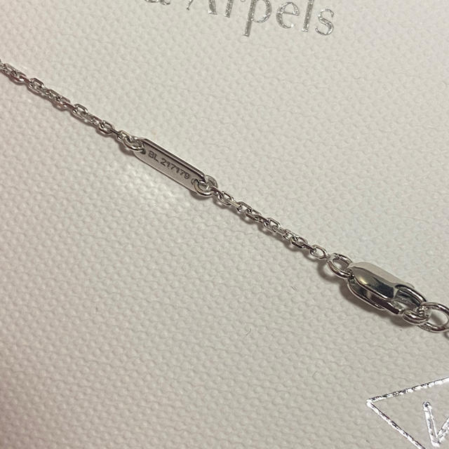 Van Cleef & Arpels(ヴァンクリーフアンドアーペル)の【24時間限定お値下げ】ヴァンクリーフ＆アーペル ネックレス レディースのアクセサリー(ネックレス)の商品写真