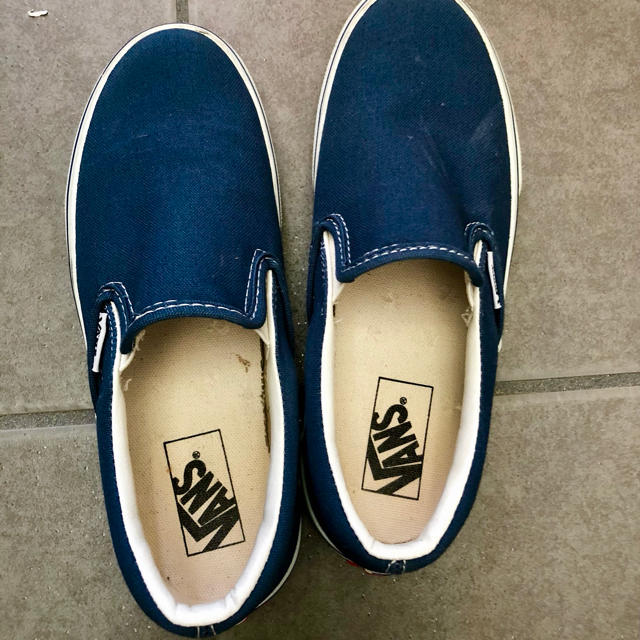 VANS(ヴァンズ)のVANS スリッポン スニーカー ネイビー レディースの靴/シューズ(スニーカー)の商品写真