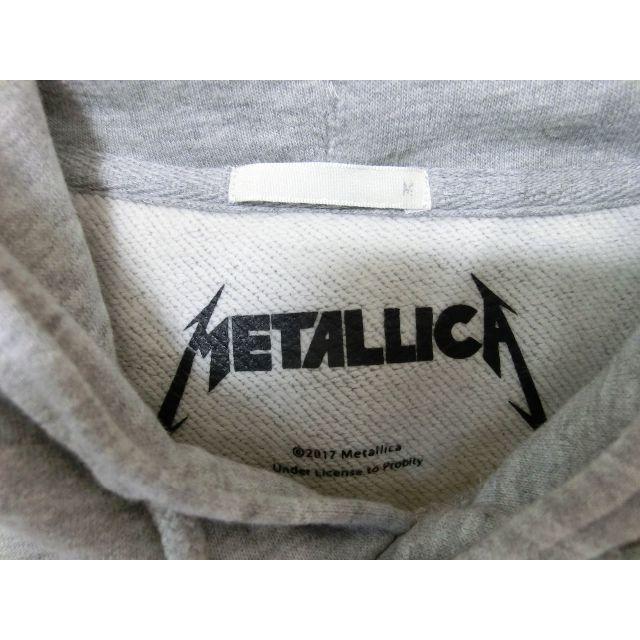 GU(ジーユー)のMETALLICA　スエットパーカー　Ｍサイズ　グレー　ジーユー メンズのトップス(パーカー)の商品写真