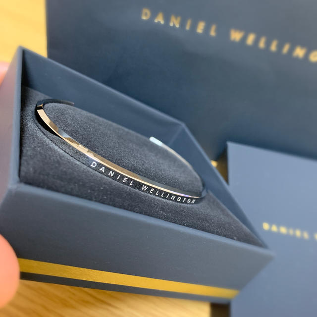 danielwellington バングル 新品未使用