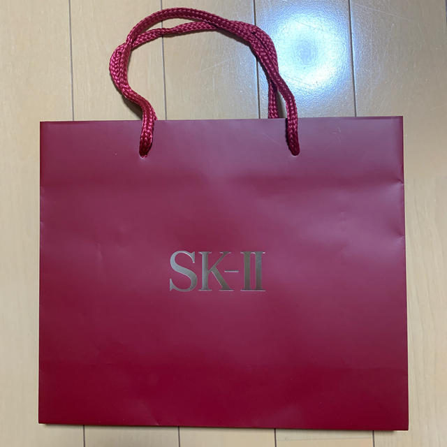 SK-II(エスケーツー)のSK-II 紙袋(リボン付)+ポリ巾着袋 レディースのバッグ(ショップ袋)の商品写真