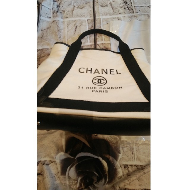 CHANEL　ノベルティ　マザーバック