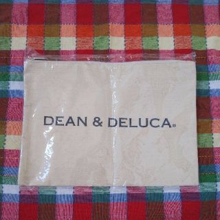 ディーンアンドデルーカ(DEAN & DELUCA)の【非売品  新品未使用】DEAN&DELUCA クラッチバッグ  ポーチ 非売品(クラッチバッグ)