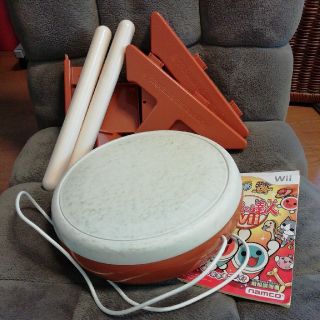 ウィー(Wii)の太鼓の達人　Wii　太鼓とバチ(家庭用ゲーム機本体)