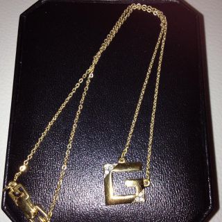 ジバンシィ(GIVENCHY)のKIKIさま専用♥(ネックレス)