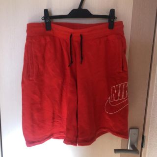 ナイキ(NIKE)のハーフパンツ　ナイキ　NIKE ほつれ有り　スウェットパンツ(ショートパンツ)