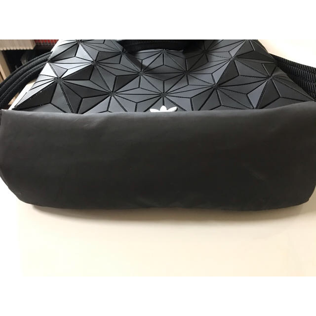2018年モデル　adidas 3Dロールトップバッグパック