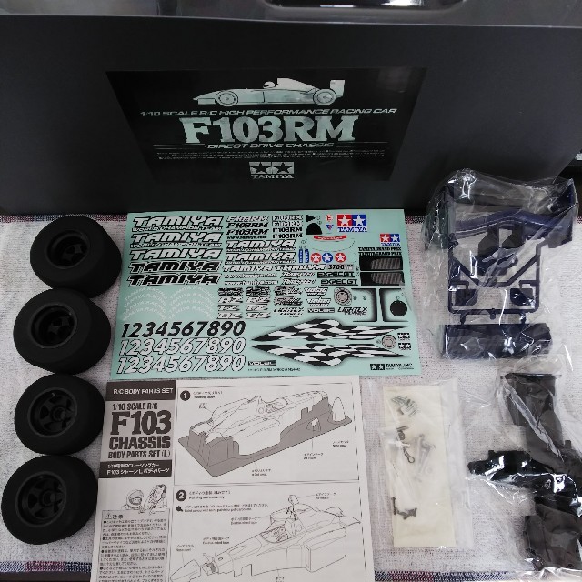 未組立】タミヤ F103 シャーシ Lボディパーツの通販 by 黒猫's 未組立】タミヤ F103 シャーシ Lボディパーツの通販 by 黒猫's