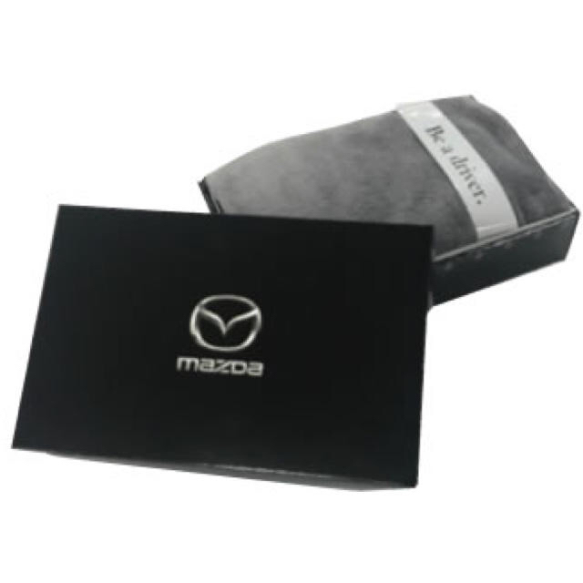 マツダ(マツダ)の新品【マツダ】プレミアムブランケット ② 東海マツダ MAZDA 非売品 インテリア/住まい/日用品の寝具(毛布)の商品写真