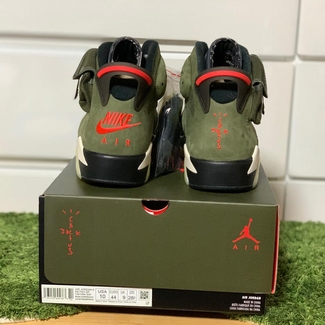 NIKE(ナイキ)のTRAVIS SCOTT X NIKE AIR JORDAN 6 28cm メンズの靴/シューズ(スニーカー)の商品写真