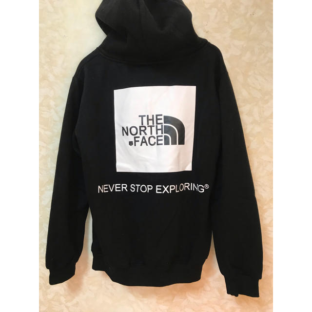 THE NORTH FACE(ザノースフェイス)の【値下げ検討】ノースフェイス　ボックスロゴパーカー メンズのトップス(パーカー)の商品写真