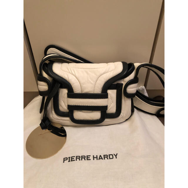 PIERRE HARDY(ピエールアルディ)のPIERRE HARDY     ピエールアルディショルダーバック レディースのバッグ(ショルダーバッグ)の商品写真