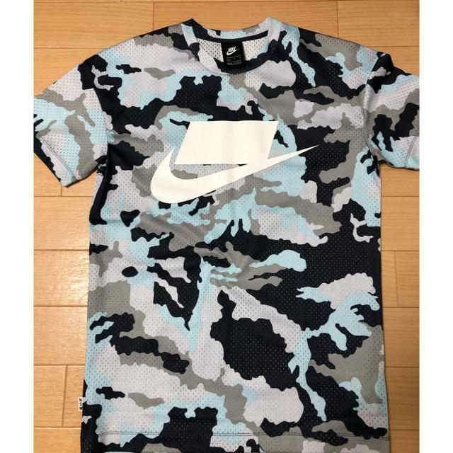 NIKE(ナイキ)のNIKE  迷彩Tシャツ サイズM メンズのトップス(Tシャツ/カットソー(半袖/袖なし))の商品写真