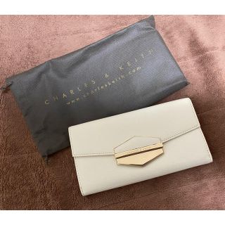 チャールズアンドキース(Charles and Keith)のCHARLS & KEITH 長財布(財布)