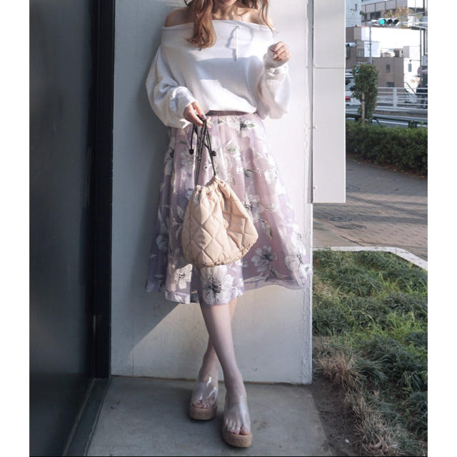 MERCURYDUO(マーキュリーデュオ)のMERCURYDUO オパールBIGフラワーフレアスカート  レディースのスカート(ひざ丈スカート)の商品写真