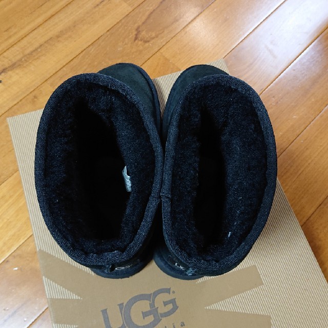 UGG(アグ)の★安い★正規品22cm UGGaustralia ムートンショートブーツブラック レディースの靴/シューズ(ブーツ)の商品写真