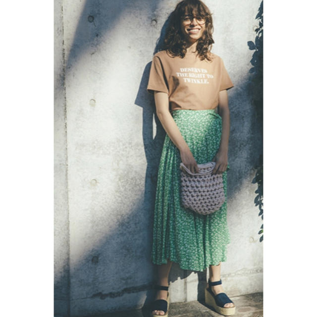 Mila Owen(ミラオーウェン)のMila Owen ラウンドヘム巻きスカート レディースのスカート(ひざ丈スカート)の商品写真