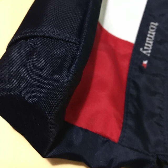 TOMMY HILFIGER(トミーヒルフィガー)のトミー　フィルフィガー　肩掛けポーチ レディースのバッグ(ショルダーバッグ)の商品写真