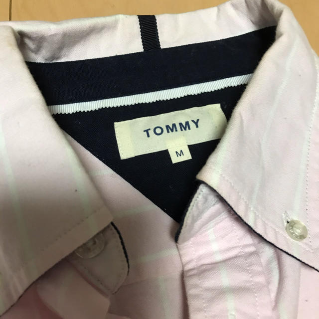 TOMMY(トミー)のtommyシャツ レディースのトップス(シャツ/ブラウス(長袖/七分))の商品写真