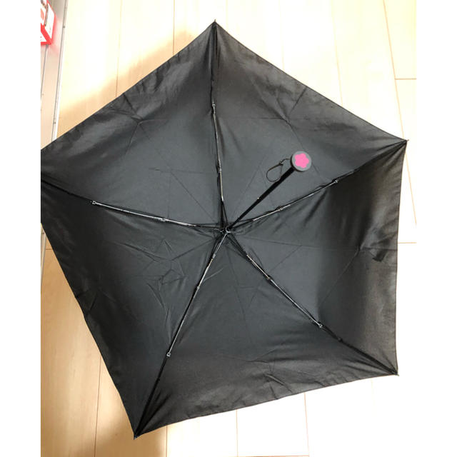 MARY QUANT(マリークワント)のマリクワント　ノベルティ　折畳み傘 レディースのファッション小物(傘)の商品写真