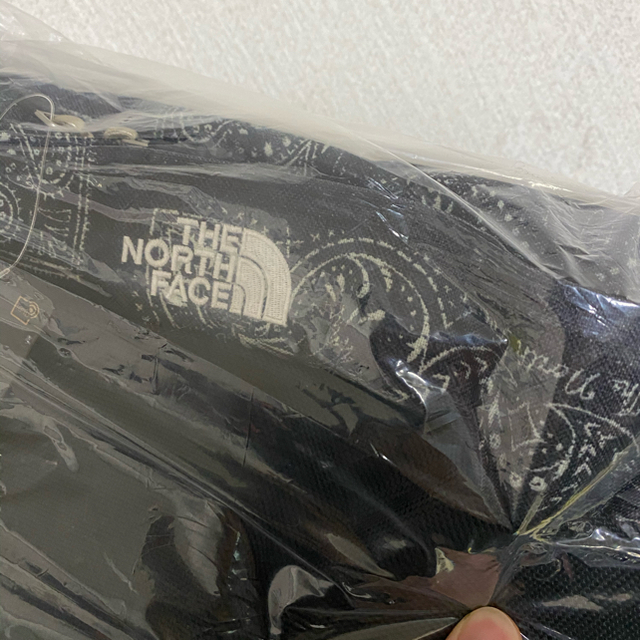 THE NORTH FACE(ザノースフェイス)のsweep バンダナ ペイズリー レディースのバッグ(ボディバッグ/ウエストポーチ)の商品写真