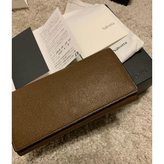 ルイヴィトン(LOUIS VUITTON)のヴァレクストラ長財布ヴィトンカルティエ ゴヤールグッチベルルッティルブタン(長財布)