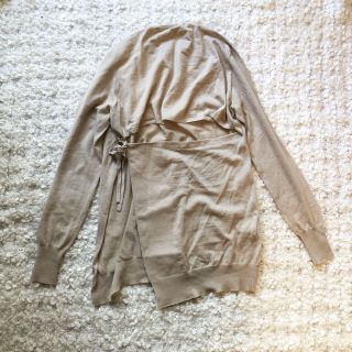 ミュウミュウ(miumiu)の美品❤️miumiu❤️背面デザインニット/pradamarnisacai(ニット/セーター)