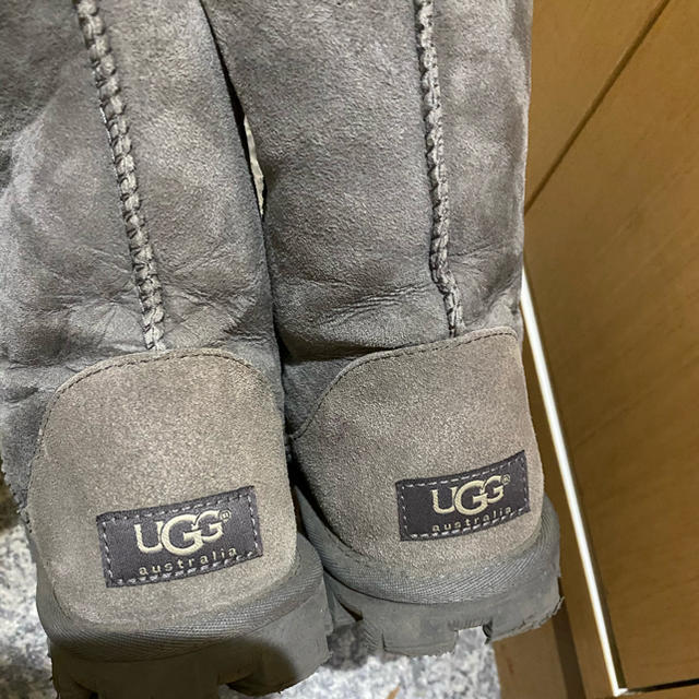 UGG(アグ)のUGG ムートンブーツ グレー レディースの靴/シューズ(ブーツ)の商品写真