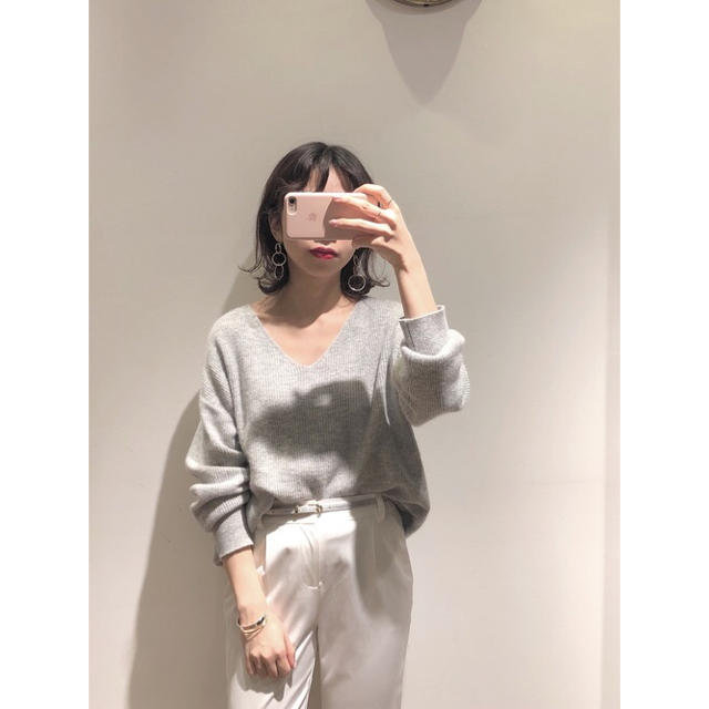 Loungedress(ラウンジドレス)のLoungedress アンゴラ混畦Vニット モカ レディースのトップス(ニット/セーター)の商品写真