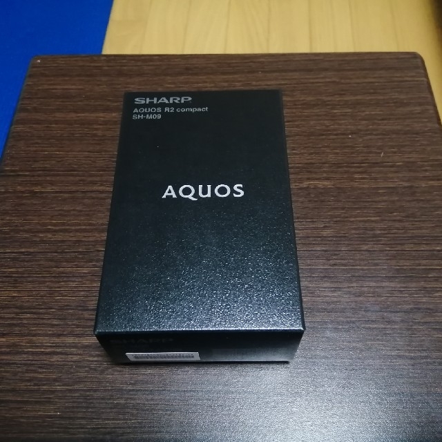 AQUOS R2 compact SH-M9 新品未使用