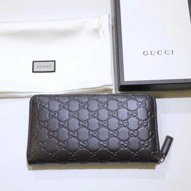 Gucci - 【新品】GUCCI グッチシマ トラベルケース ラウンドジップウォレット 財布