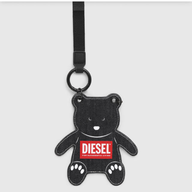 DIESEL(ディーゼル)のディーゼル パスケース チャーム 新品 ネイビー くま レディースのファッション小物(パスケース/IDカードホルダー)の商品写真