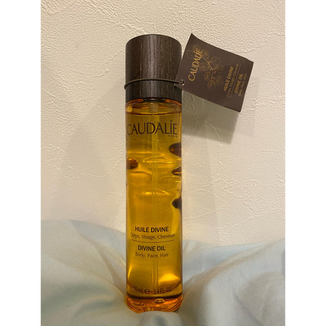 Cosme Kitchen(コスメキッチン)の新品　CAUDALIE  DIVINE OIL ボディオイル　 コスメ/美容のボディケア(ボディオイル)の商品写真