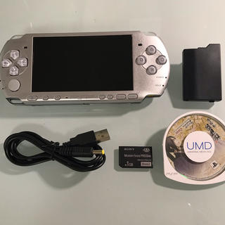プレイステーションポータブル(PlayStation Portable)のPSP-3000  ミスティックシルバー(携帯用ゲーム機本体)