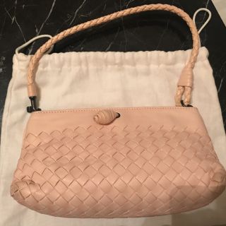 ボッテガヴェネタ(Bottega Veneta)のボッテガヴェネタ ピンク ドラジェ　ショルダーバッグ　ポーチ(ショルダーバッグ)