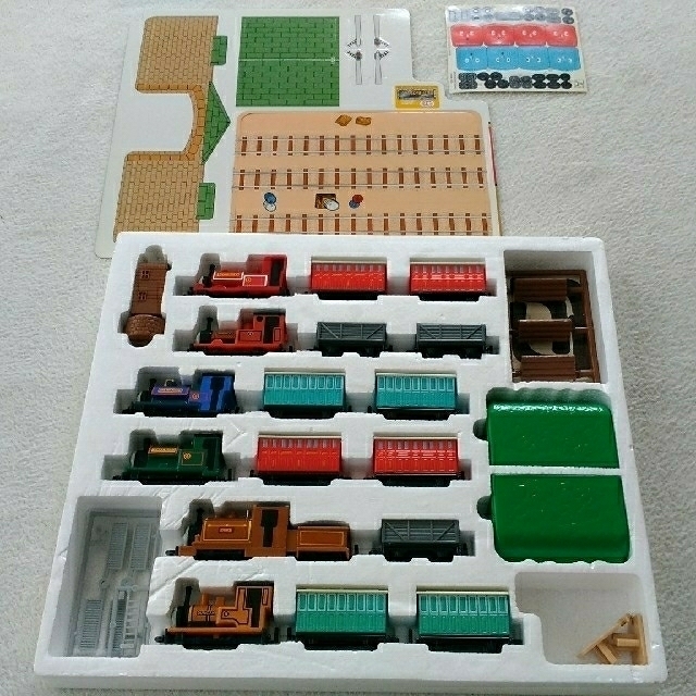 BANDAI(バンダイ)の希少 未使用 トーマス セレクトボックス vol.2 キッズ/ベビー/マタニティのおもちゃ(電車のおもちゃ/車)の商品写真