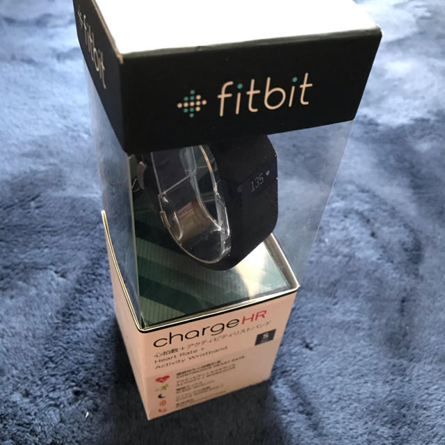 トマトちゃん専用　[新品未使用] fitbit charge HR サイズS