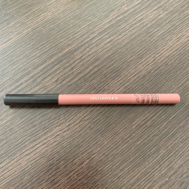 shu uemura(シュウウエムラ)のドローイング　リップ　ペンシル　ローズベージュ コスメ/美容のベースメイク/化粧品(リップライナー)の商品写真