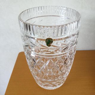 ウェッジウッド(WEDGWOOD)の花瓶　ウエッジウッド(WATERFORD CRYSTAL)  未使用　ガラス(花瓶)