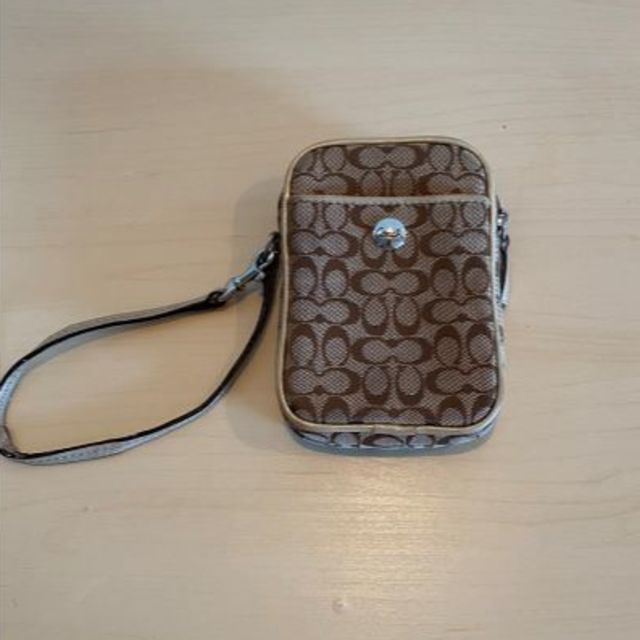 COACH(コーチ)の【中古】COACH シガレットケース レディースのファッション小物(その他)の商品写真