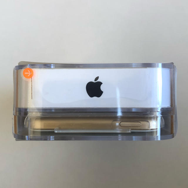 iPod touch(アイポッドタッチ)の新品 未開封 Apple iPod touch (第6世代) 32GB ゴールド スマホ/家電/カメラのオーディオ機器(ポータブルプレーヤー)の商品写真