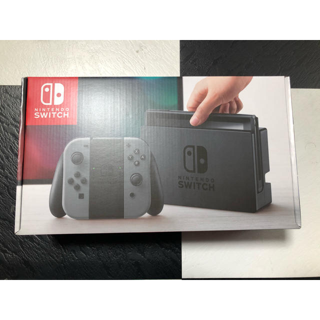 Nintendo Switch(ニンテンドースイッチ)の[新品即納]ニンテンドースイッチ　グレー 本体  クーポン付き エンタメ/ホビーのゲームソフト/ゲーム機本体(家庭用ゲーム機本体)の商品写真