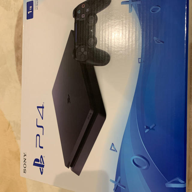 PS4 本体　CUH2000B B01 JET Black