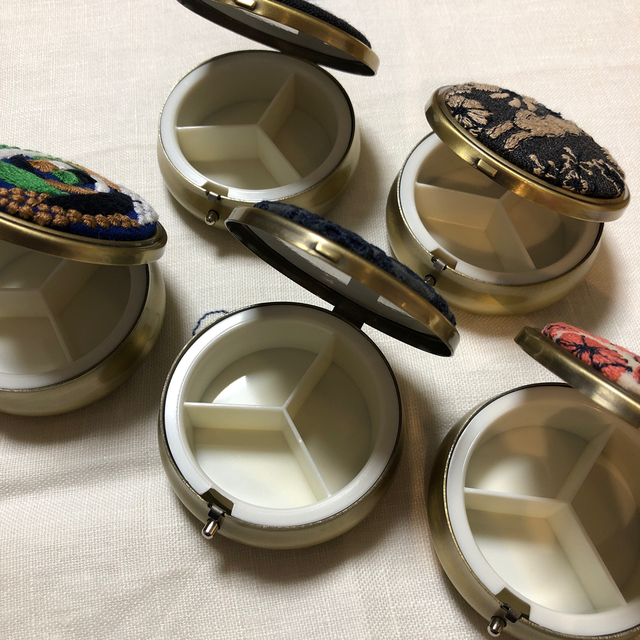 chico様専用 ミナペルホネン ハンドメイド ピルケース chico様専用 ミナペルホネン ハンドメイド ピルケース